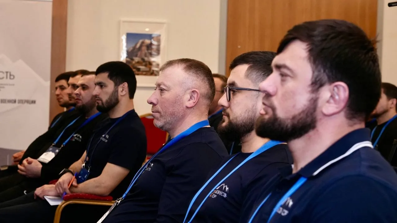 Сергей Меликов встречается с участниками республиканской программы развития «Доблесть гор»