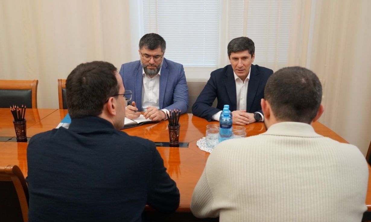 Участник республиканской программы развития «Доблесть гор» проходит стажировку в Избиркоме Дагестана