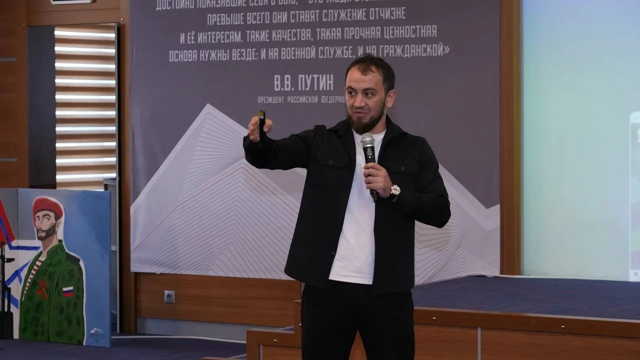 Исрафил Исрафилов подчеркнул, что ЦУР всегда готов оказать методологическую и техническую поддержку будущим управленцам республики